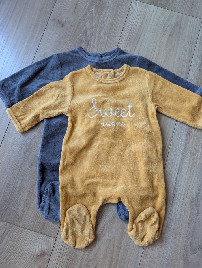 Lot de 2 pyjamas grenouillères