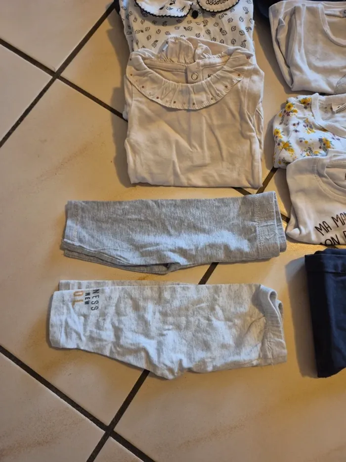 Lot vêtements 3 mois fille - photo numéro 2