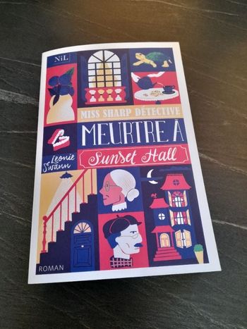 Léonie Swann ou Meutre à  Sunset Hall