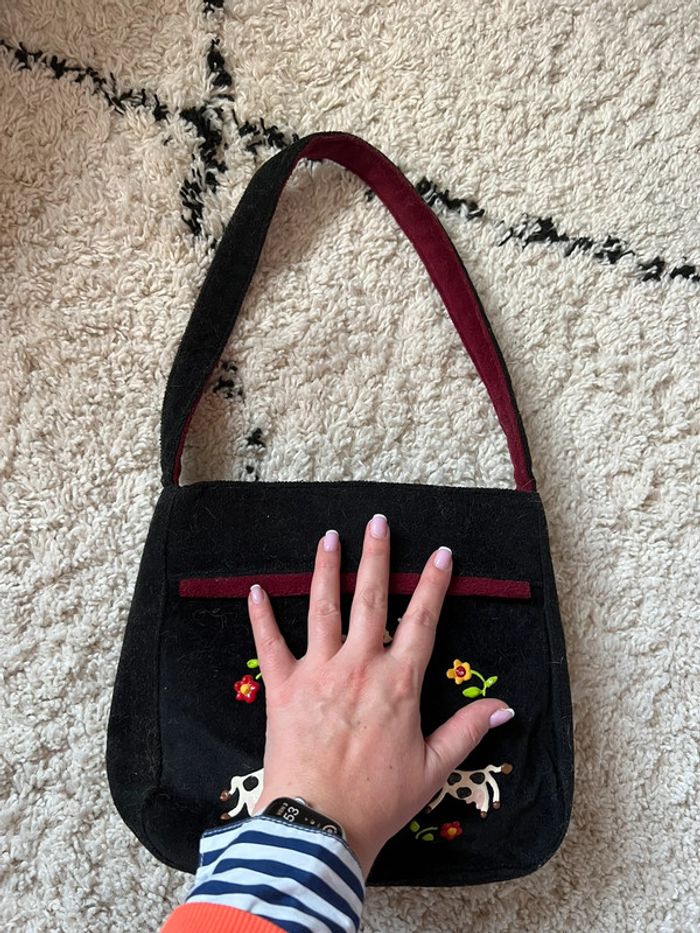 Sac à main porté épaule velours noir décoré de vaches et fleurs vintage - photo numéro 9