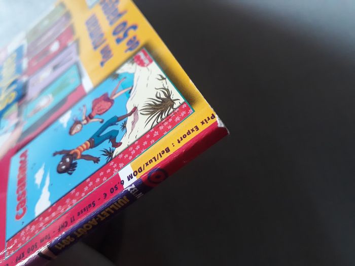 Magazine + bijoux dauphin - photo numéro 5