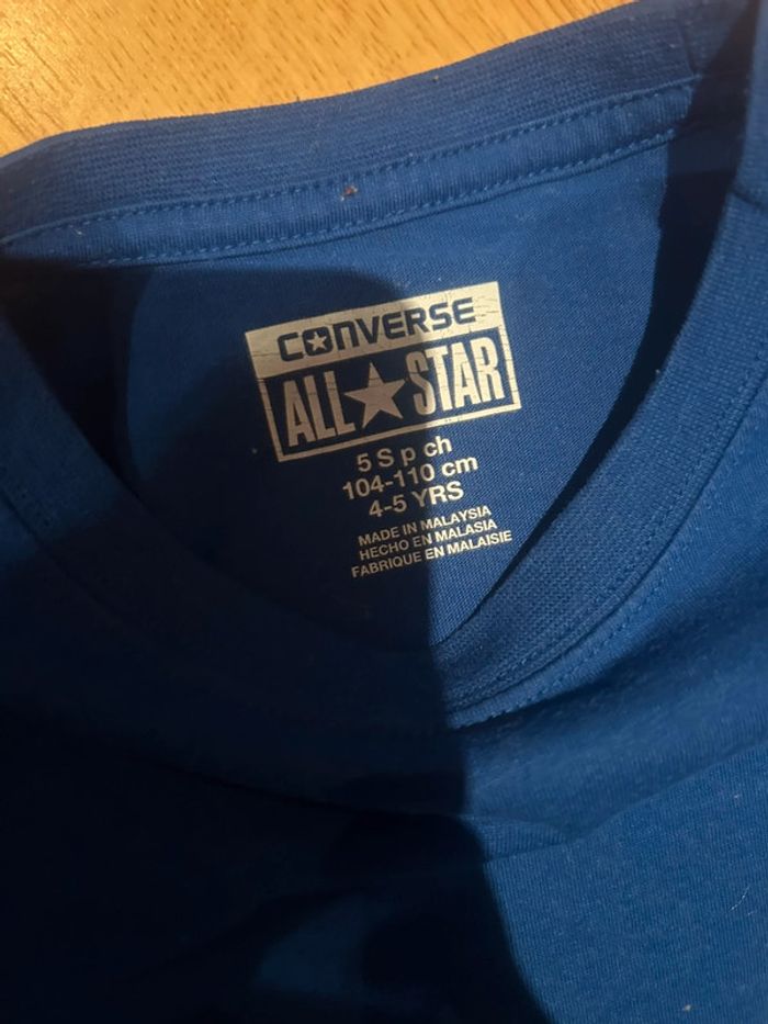 2 t-shirts identiques - photo numéro 3