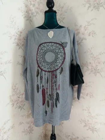 Tunique grise imprimé attrape-rêve avec strass / M&D fashion / (TU)