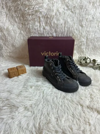 Paire de basket montante grise Victoria taille 32