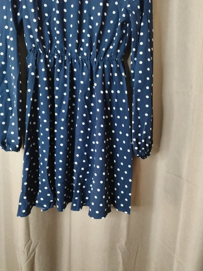 Robe manches longues à pois - photo numéro 3