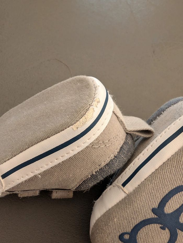 Chaussures bébé Okaïdi : Taille : 1/6 Mois - photo numéro 3