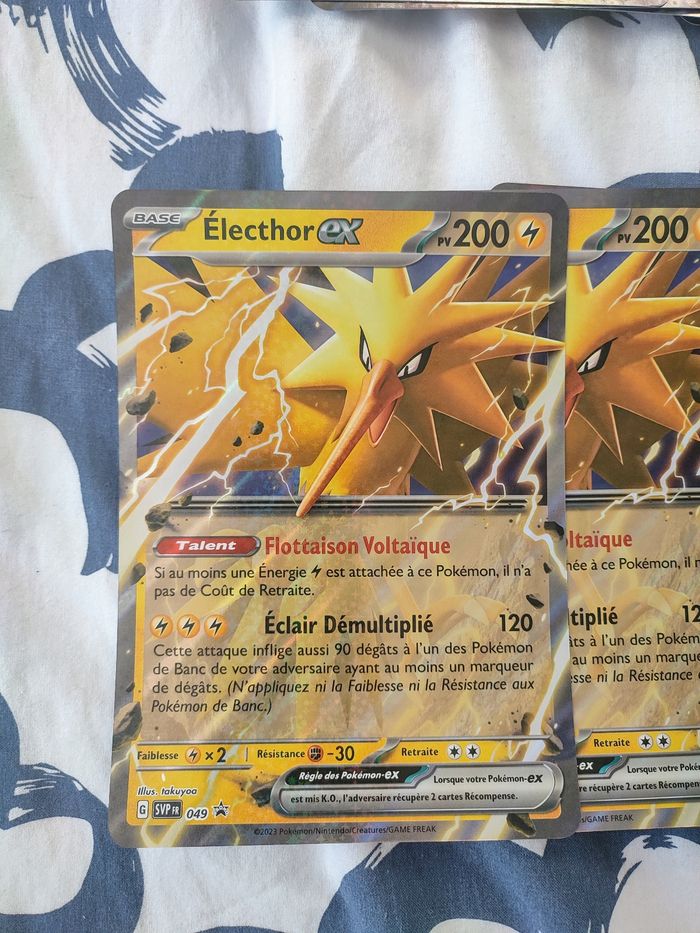 Cartes Pokémon Grand Format Jumbo françaises et authentiques - photo numéro 2