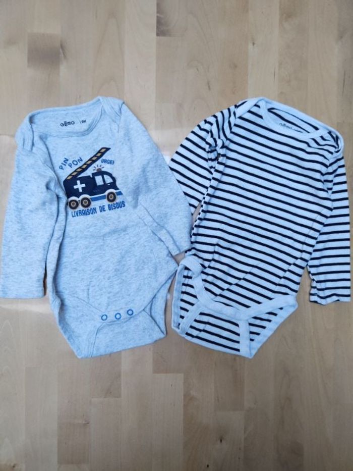 Lot 2 bodies 9 mois