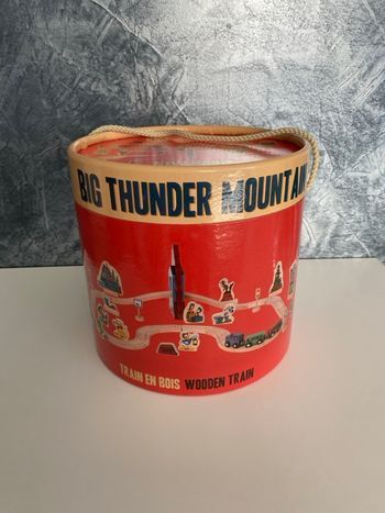 Train bois big thunder Mountain