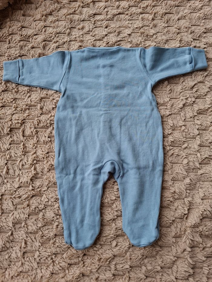 Pyjama Taille 1 à 3 mois Neuf - photo numéro 2
