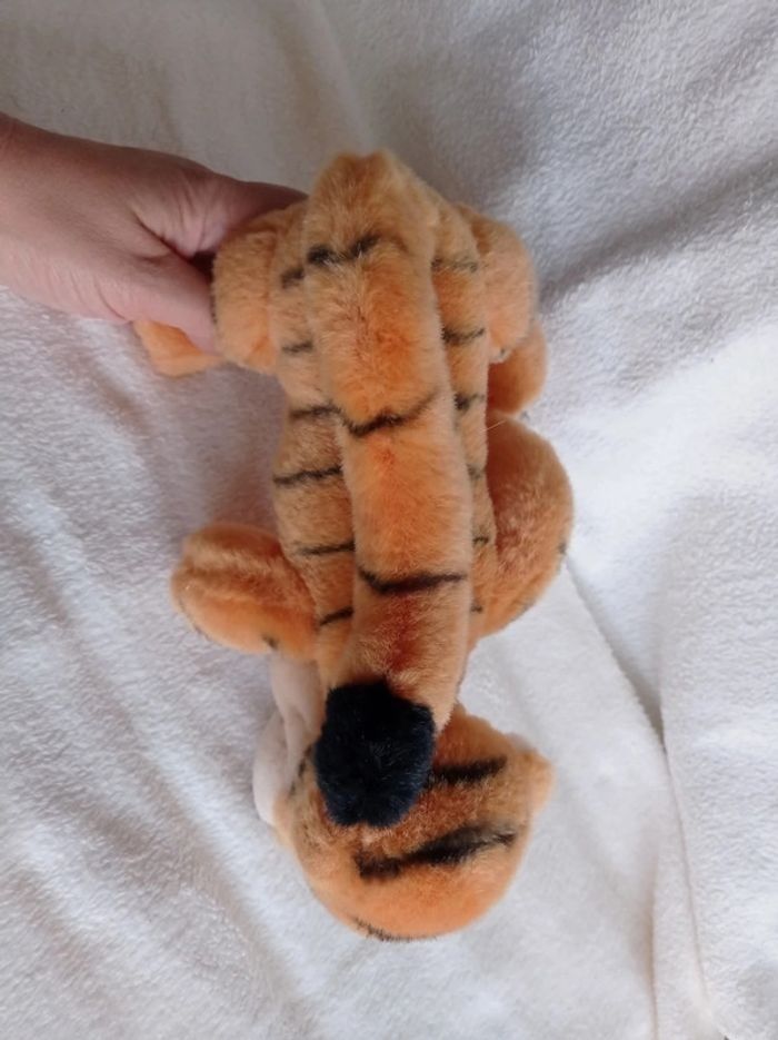 Peluche Tigrou - Disney - photo numéro 2