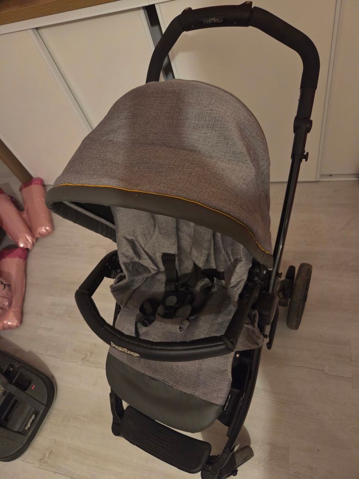 Poussette pack trio peg perego + 2 bases voitures pour le cosy - photo numéro 8