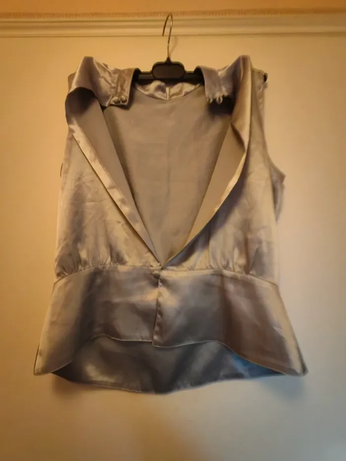 Magnifique top gris argenté - photo numéro 2