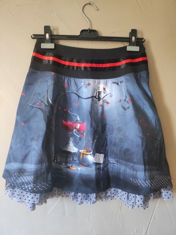 Jupe artistique marque Anatopik taille 38 motif sorcières