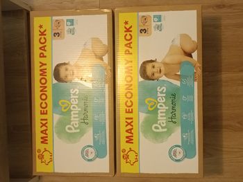 Lot de 2 cartons pampers harmonie taille 3 