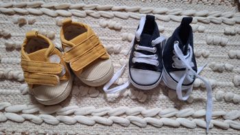 Lot chaussure bébé