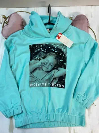 Sweat fille - capuche - neuf - Zippy - Taille 8 ans