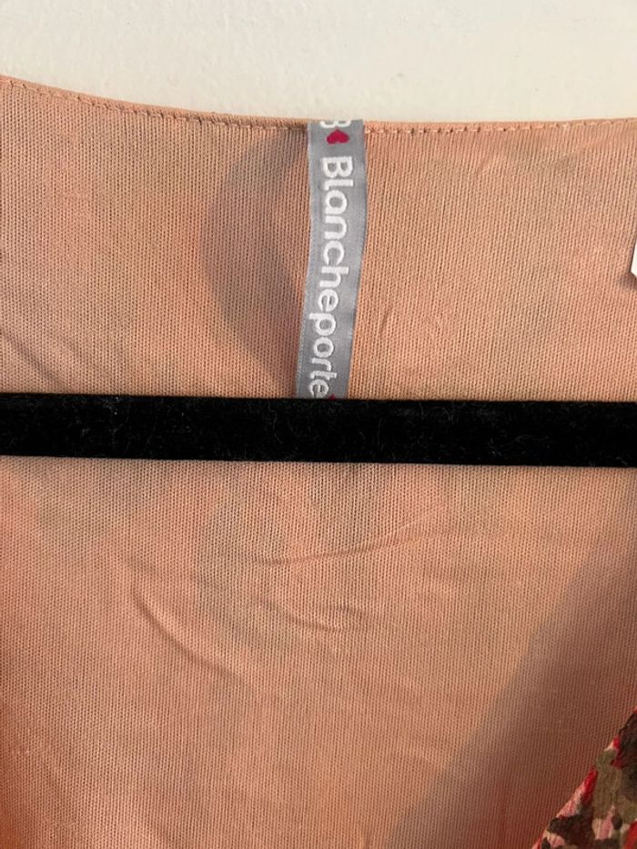 Robe longue blanche porte - photo numéro 5