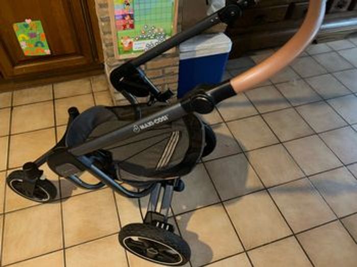 Poussette maxi cosy Nova 4 + maxi cosy pebble - photo numéro 7