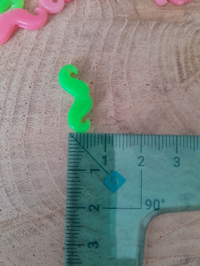 Lot de perles moustaches - photo numéro 3