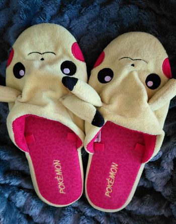 Chaussons pikachu 