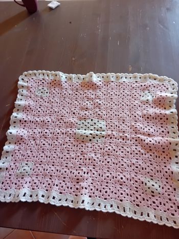 Couverture de naissance fait main au crochet
