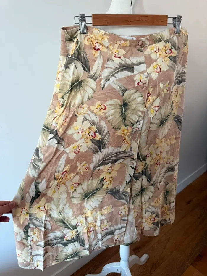 Magnifique jupe Mango L/40 - photo numéro 4