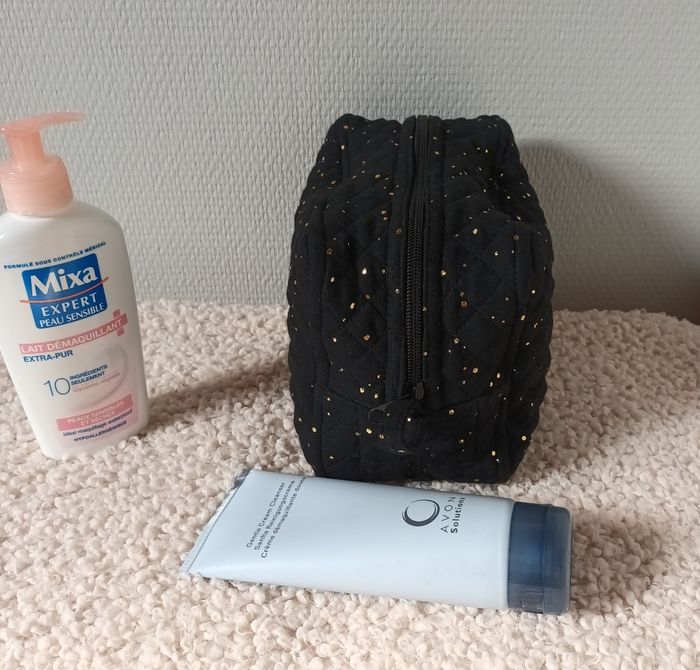 Trousse maquillage 💄 gaze de coton matelassée noire avec paillettes - photo numéro 6