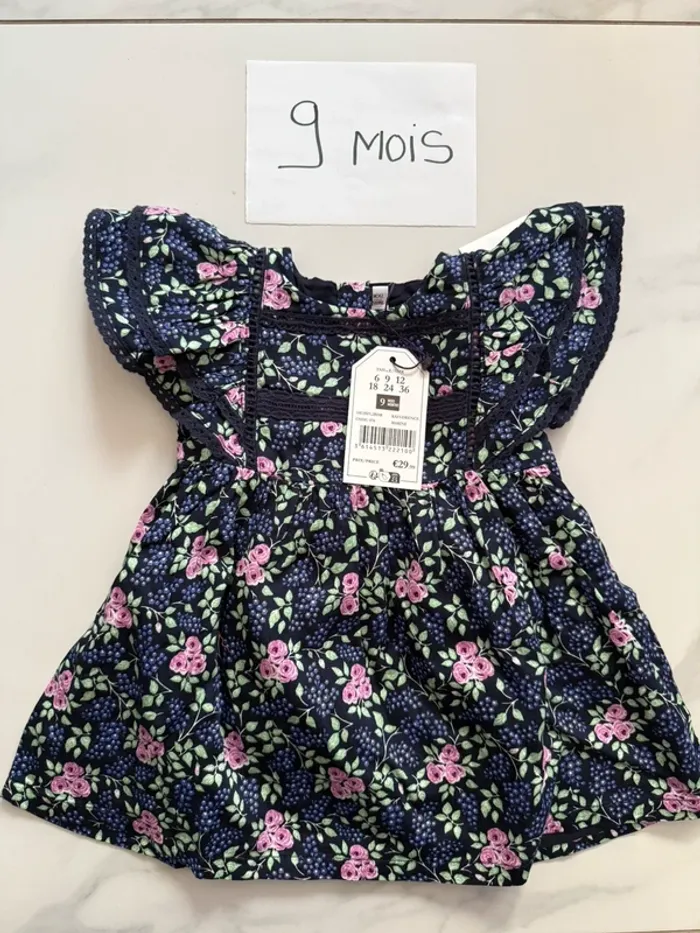 Robe sergent major neuve 9 mois