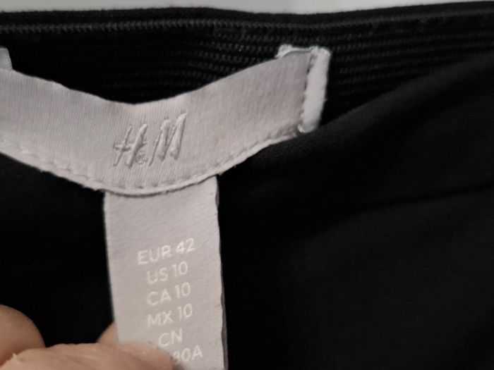 Pontalon h&m taille 42 en très bon état - photo numéro 8
