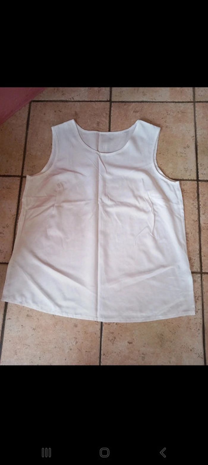 Débardeur blanc Neuf viscose T44 B.porte