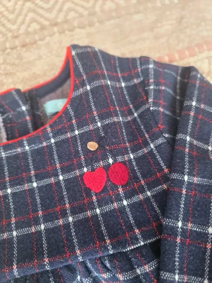 Belle robe rayée bleu blanc et rouge Obaïbi 12 mois - photo numéro 2