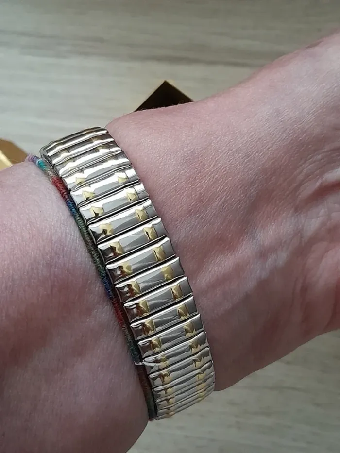 Montre quartz, bracelet élastic, dorée et argentée - photo numéro 8