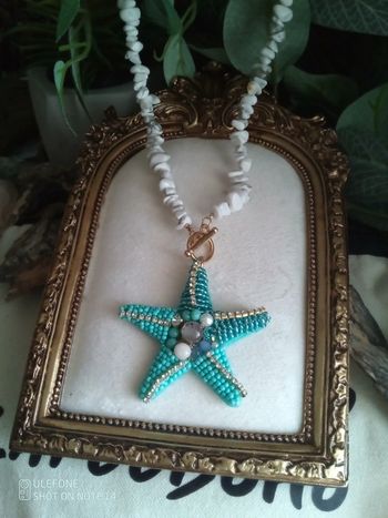 Collier pierres howlite et étoile avec pierres de labradorite et pierre de lune