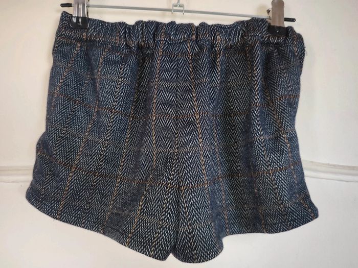 Short fille - photo numéro 2