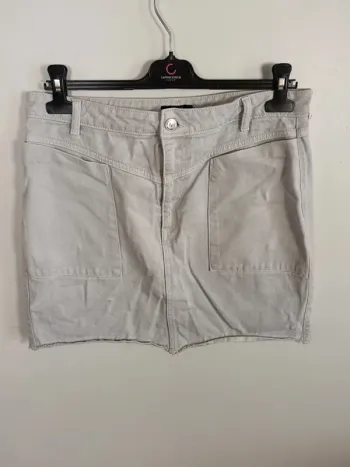 C23 jupe blanche kiabi 42