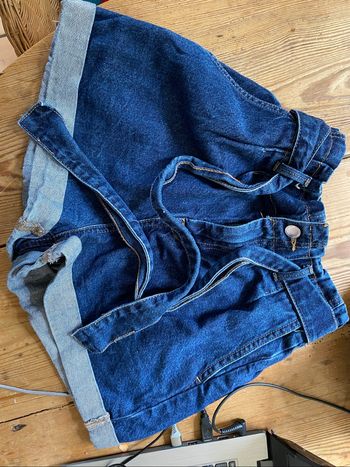 Short 38