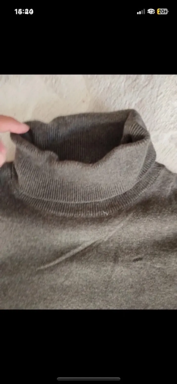 Lot de 5 pulls taille M et s taille un peu grand convient au M - photo numéro 5