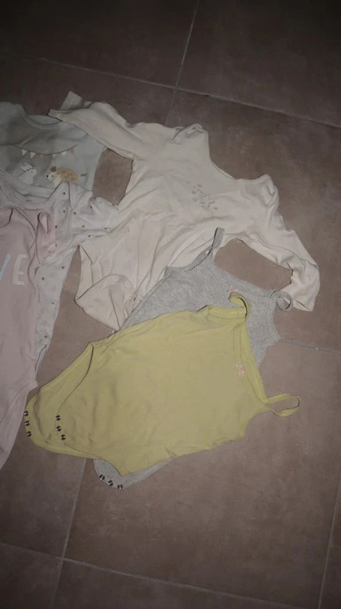 Lot de 8 bodies 3ans - photo numéro 3