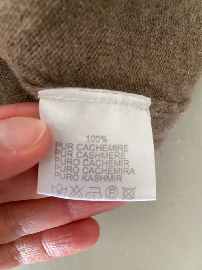 Pull Acanthe cachemire marron avec col V marine taille 1 - photo numéro 18