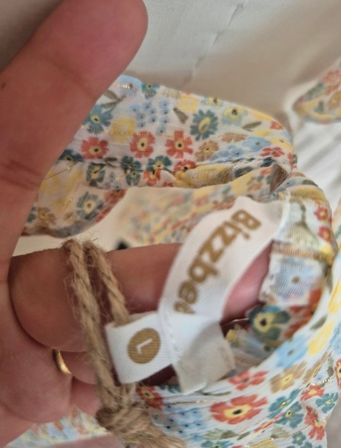 💕jolie blouse/ top fleuri bizzbee femme TL/ 40💕 - photo numéro 7