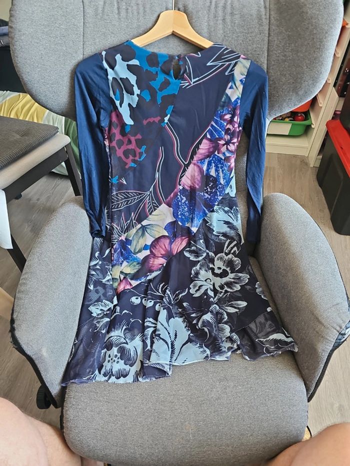 Robe desigual 11/12 ans - photo numéro 3