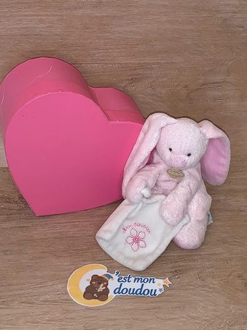 DDC136 doudou et compagnie lapin