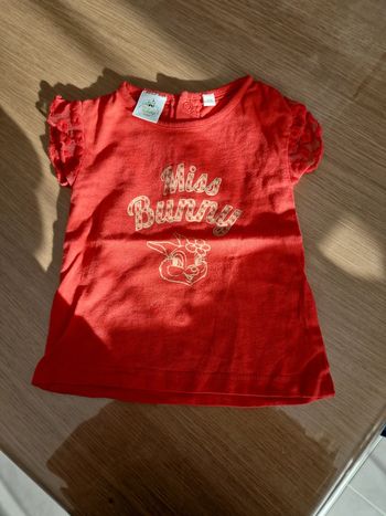 Haut rouge disney bunny