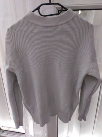 Pull vert d'eau