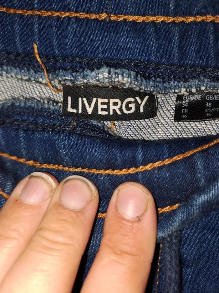 Jean femme taille 54 - photo numéro 3