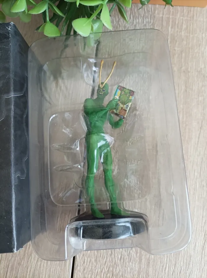 Figurine Ambush Bug DC Comics Eaglemoss Super Héros - photo numéro 2