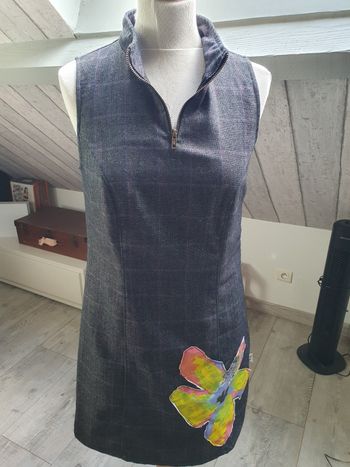 Robe en tweed originale.