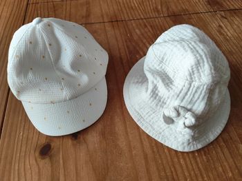 Lot chapeau casquette 49cm