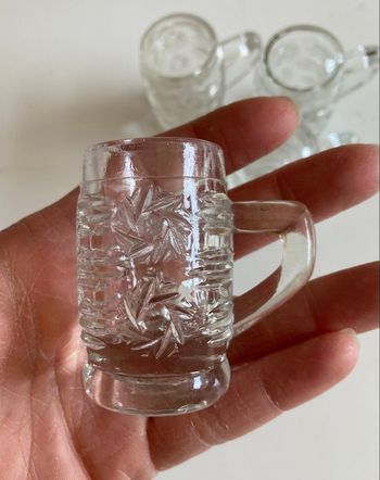 4 chopes en cristal 